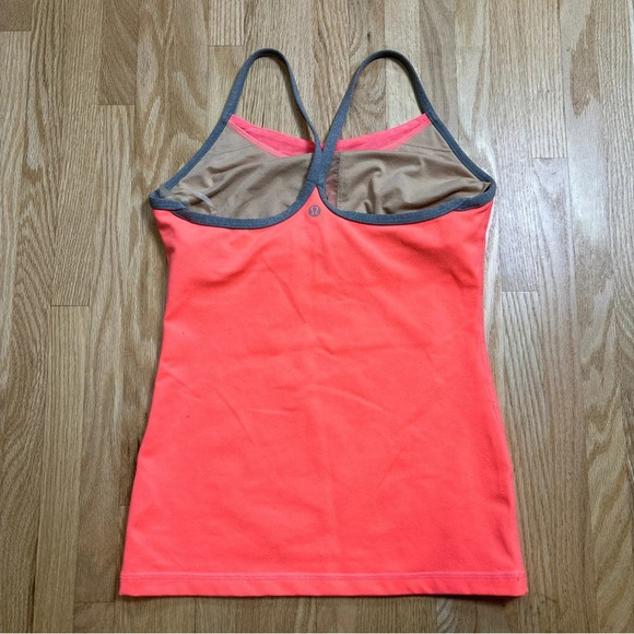 Lululemon  Power Y Tank Top Built in Bra - No Padding - Picture 5 of 5
